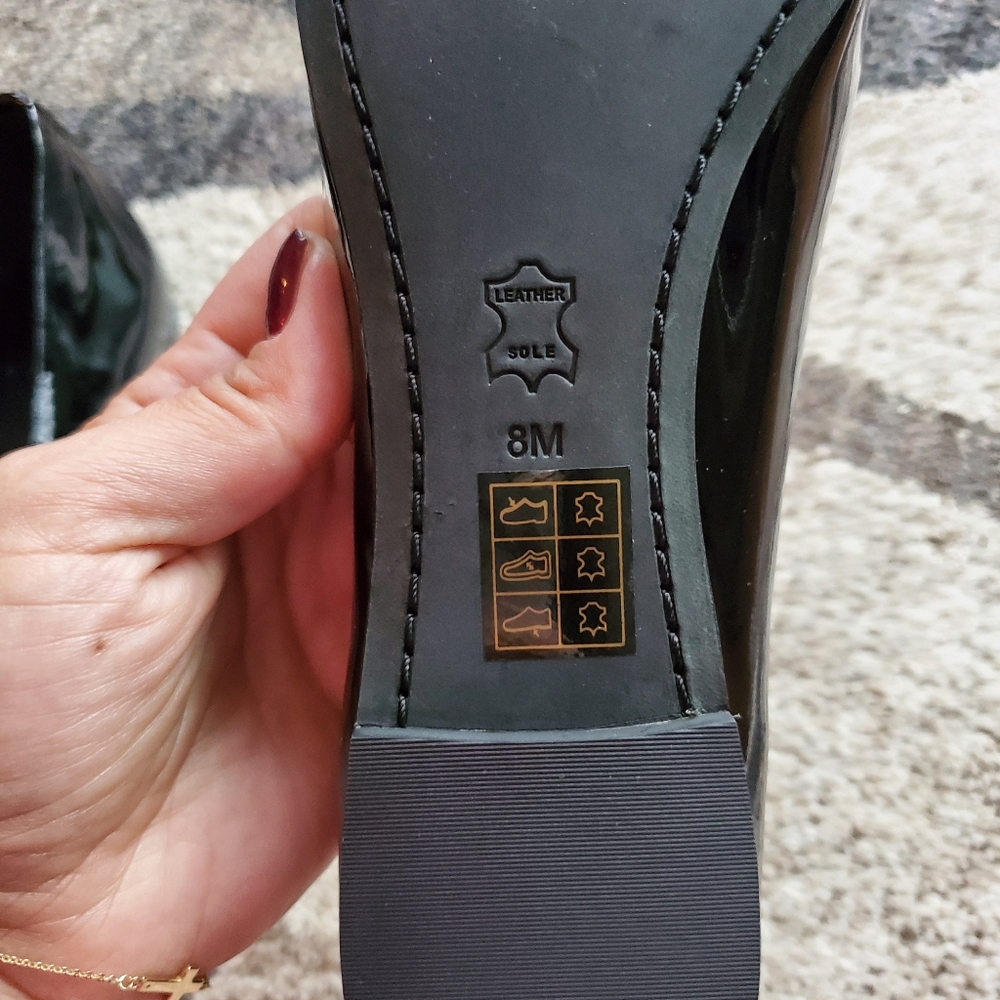 Tory burch SOLD - Picture 4 of 4